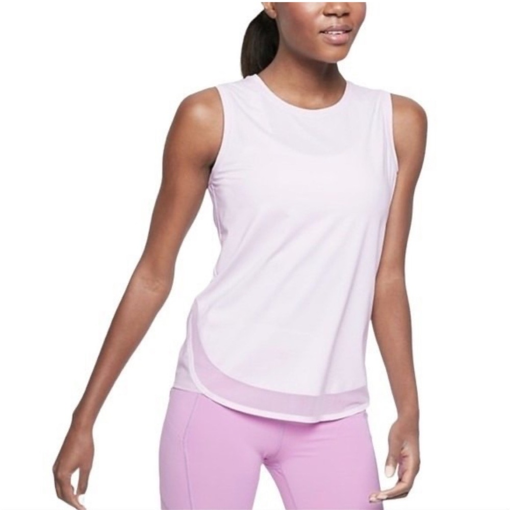 ☆105 Athleta cadence tank in simply lilac Size XS